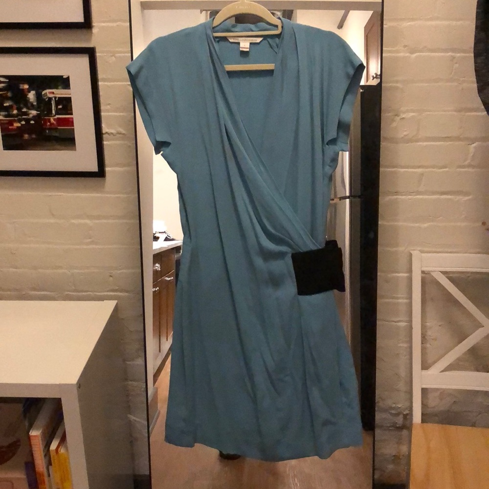 DVF wrap dress- size 6. Beautiful blue silk!